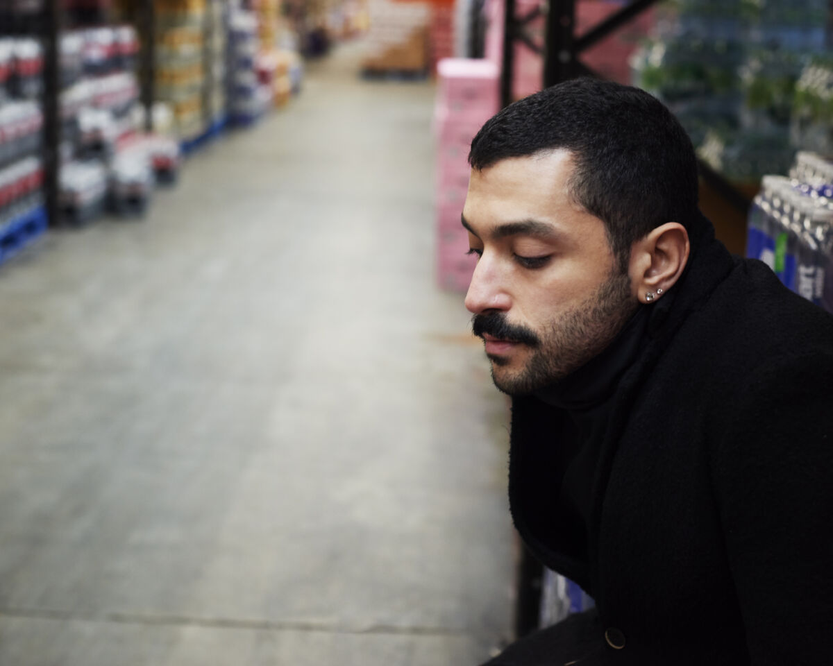 Image of Hamed Sinno in a supermarket